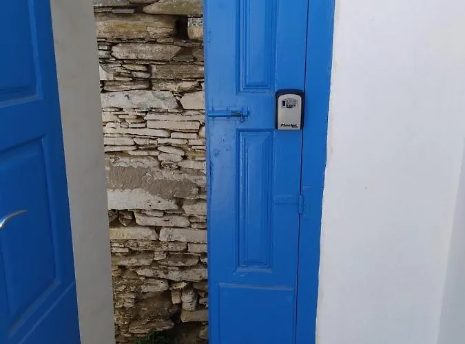 Cycladic House With Amazing View In Potamia Village